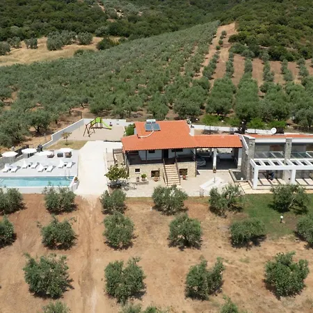 Semesterbostad Casa Del Olivar Develíkia