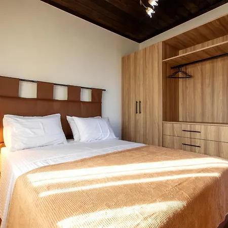 Casa Del Olivar Develíkia